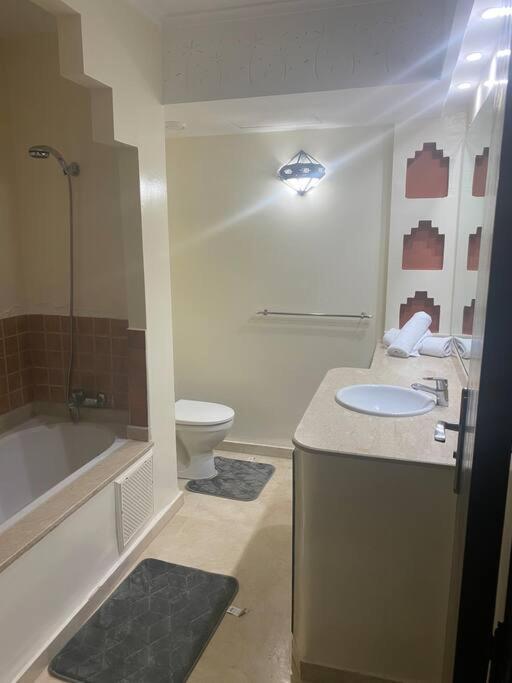 Residence Familiale Luxe Et Spacieuse マラケシュ エクステリア 写真